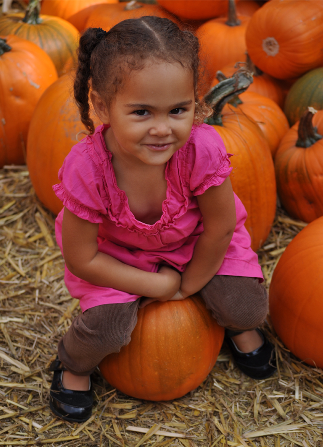 10 Tips for Taking Better Pumpkin Patch Photos