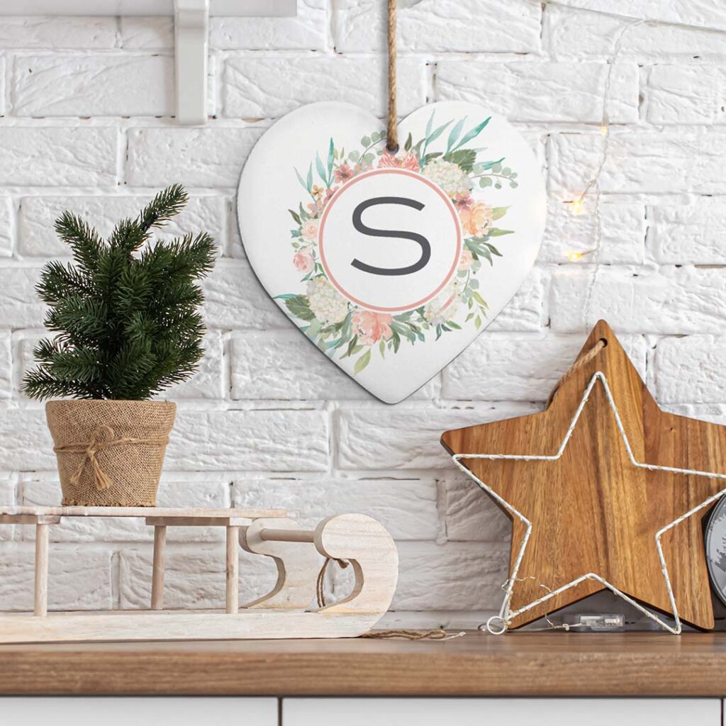 Make picture perfect wall art plaques with your photos and Snapfish this Christmas